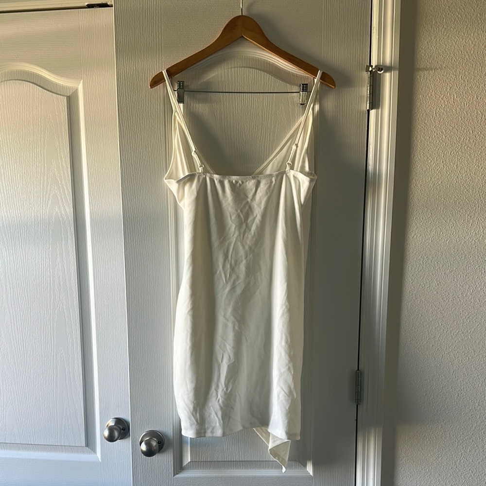 White Asymmetrical Sundress - Picture 2 of 4